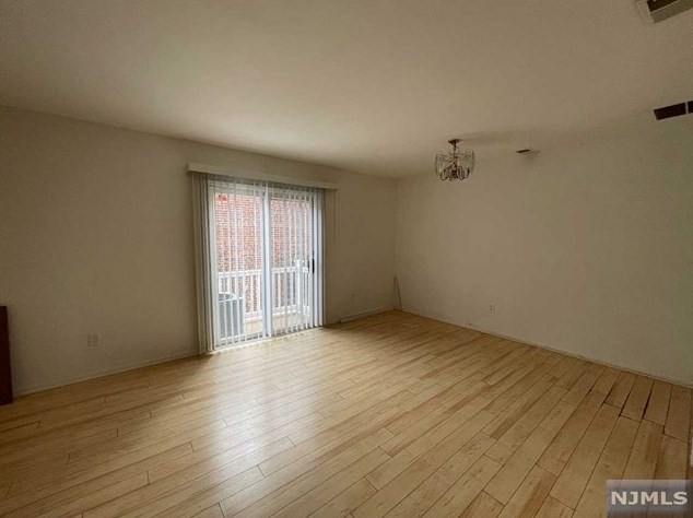 476 Forest St Apt 8, Kearny, NJ 07032