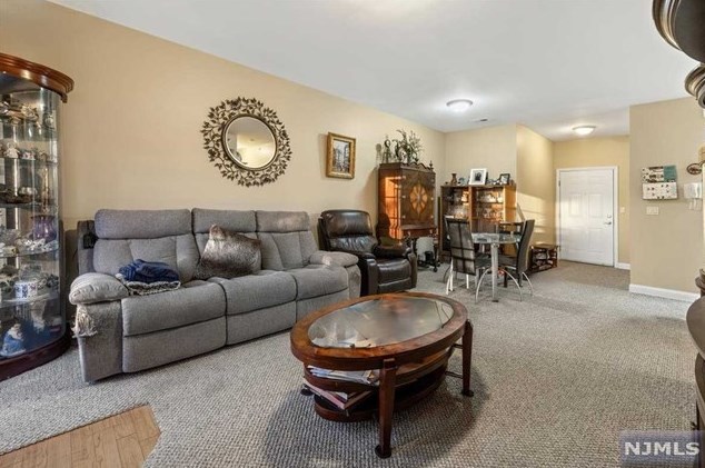 520 Victor St #59, Saddle Brook, NJ 07663