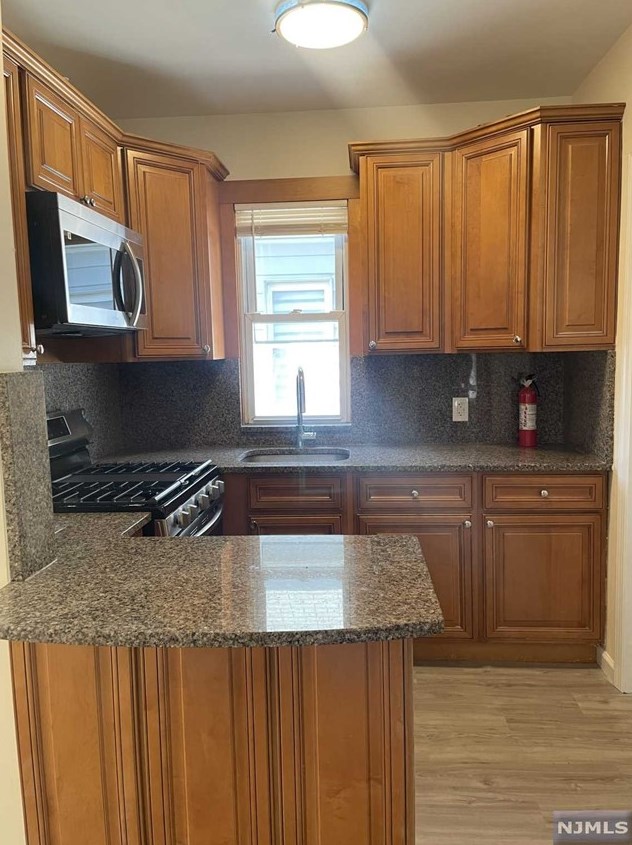 48 Stein Ave #2, Wallington, NJ 07057