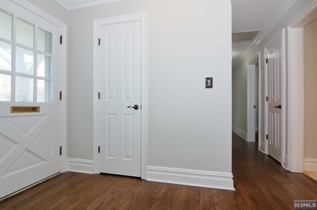 8 Addison Pl, Ho Ho Kus, NJ 07423-1602