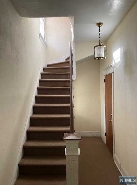 170 Larch Ave, Teaneck NJ  07666-2308 exterior