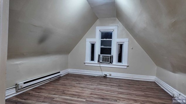 21 Stockton Pl, East Orange, NJ 07017