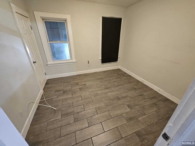 16 Home Pl, Clifton, NJ 07011