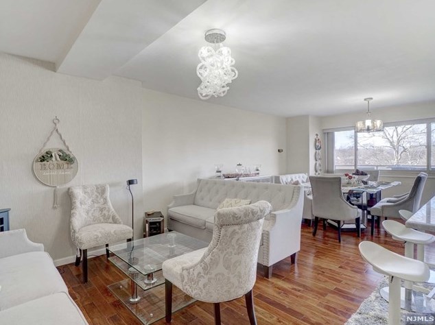 377 S Harrison St #3i, East Orange, NJ 07018