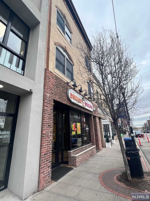 56 Park Ave #3, Rutherford, NJ 07070