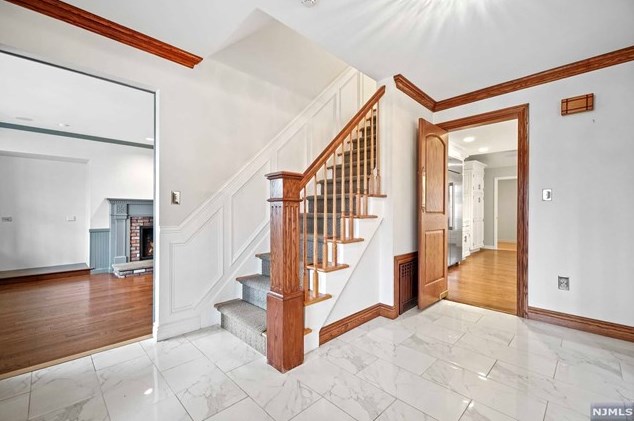 93 Salem Rd, Westwood, NJ 07676