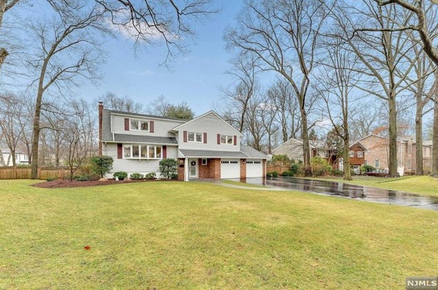 19 Palisade Blvd, Demarest, NJ 07627