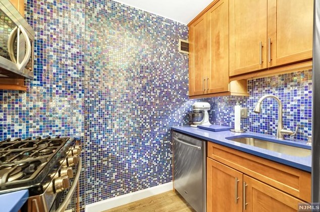 555 North Ave #16w, West Fort Lee, NJ 07024