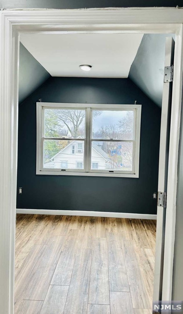 29 Bergen Ave, Bergenfield NJ 07621-2308 exterior