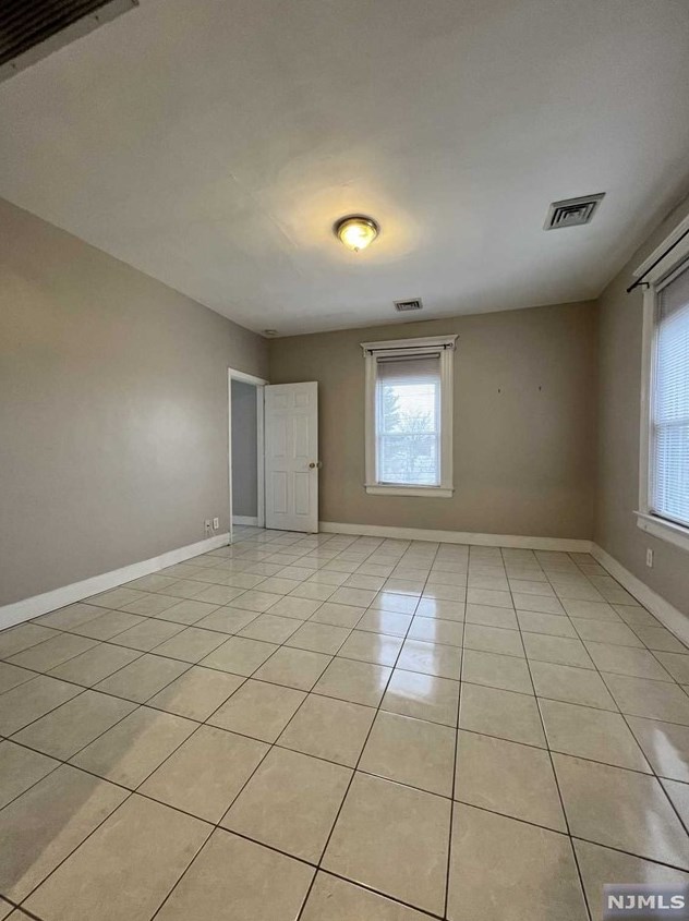 36 Meacham St, Belleville NJ  07109-1937 exterior