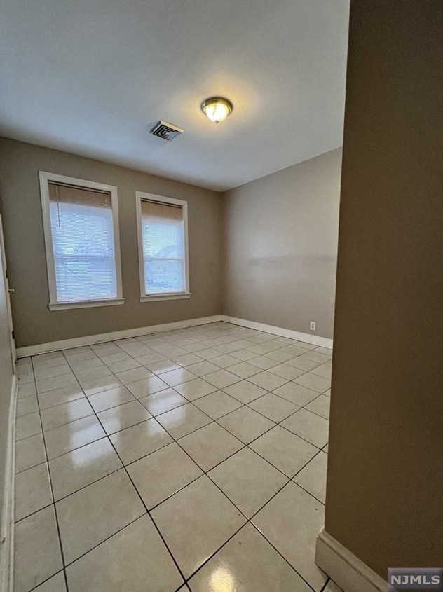 36 Meacham St, Belleville NJ  07109-1937 exterior