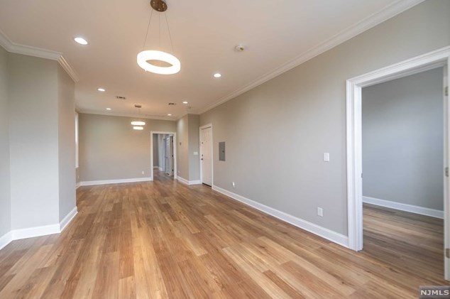 710 21st St #2, Union City, NJ 07087