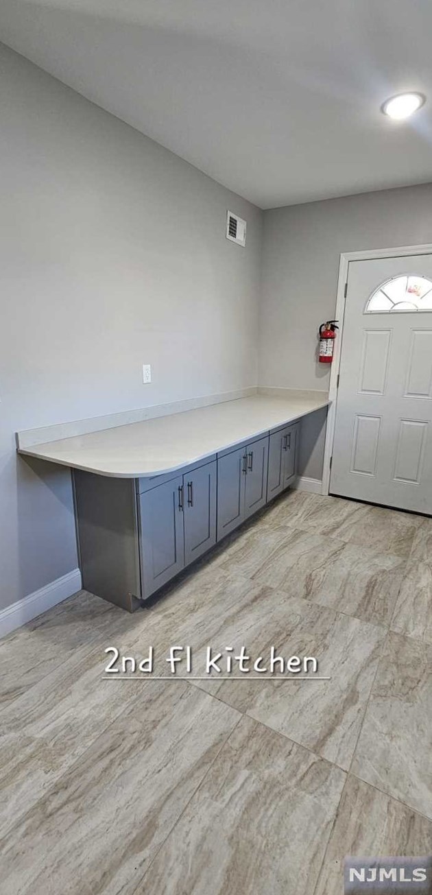 73 Oakwood Ave #2nd Fl, Kearny, NJ 07032