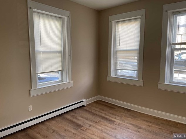 256 Ackerman Ave #3, Clifton, NJ 07011
