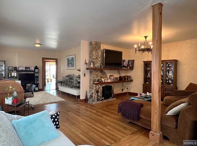 77 Hedden Terrace, North Arlington, NJ 07031