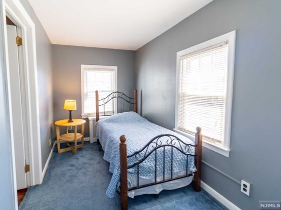 8 Crane Ave, Rutherford NJ  07070-2807 exterior