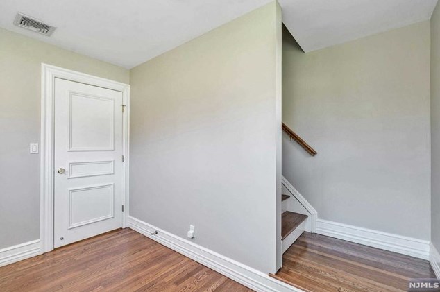 147 Saddlewood Dr, Hillsdale NJ  07642-1331 exterior