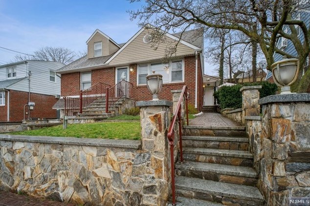120 Joanne Terrace, Outwater, NJ 07026