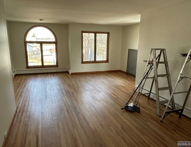 11 Mckinley Ave, Paterson, NJ 07506