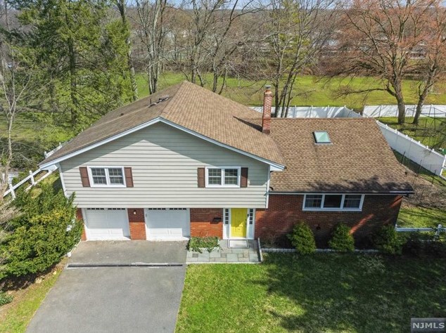 58 Gilmore Ave, Cresskill, NJ 07626