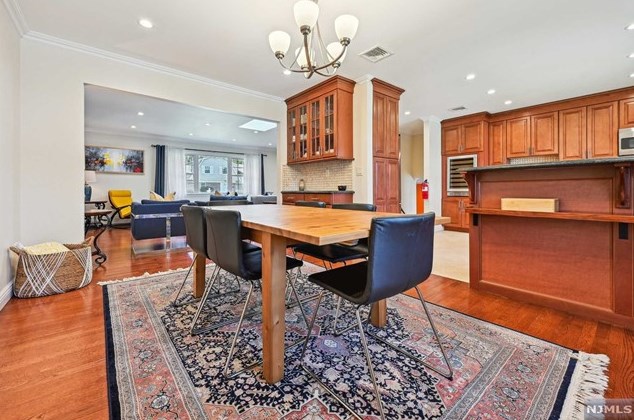 58 Gilmore Ave, Cresskill NJ  07626-1120 exterior