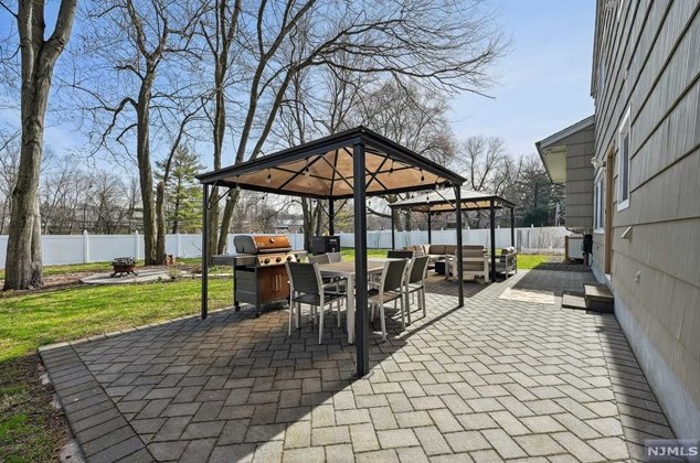 58 Gilmore Ave, Cresskill NJ  07626-1120 exterior