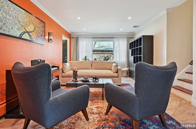 58 Gilmore Ave, Cresskill NJ  07626-1120 exterior