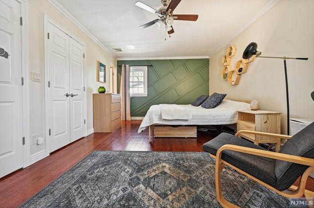 58 Gilmore Ave, Cresskill NJ  07626-1120 exterior