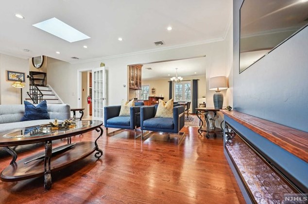 58 Gilmore Ave, Cresskill NJ  07626-1120 exterior