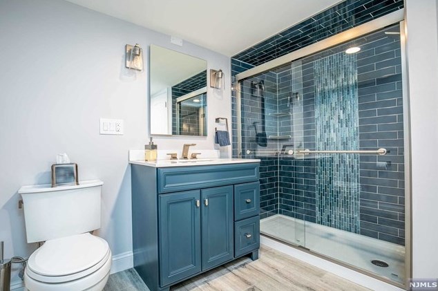 14 Courier Pl, Rutherford NJ  07070-1102 exterior