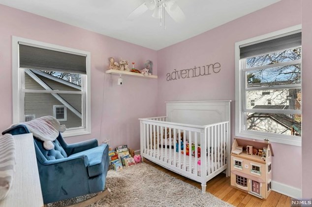 341 Herrick Ave, Teaneck NJ 07666-3306 exterior