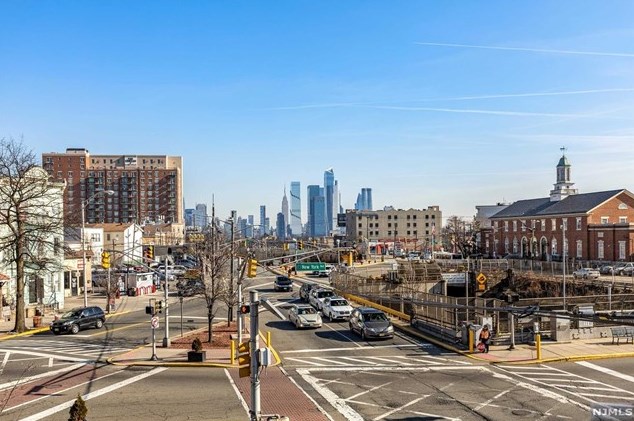 3100 Bergenline Ave #301, Union City, NJ 07087
