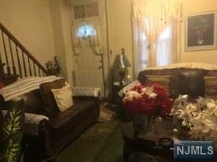 322 Hawthorne St, Orange NJ 07050-2813 exterior