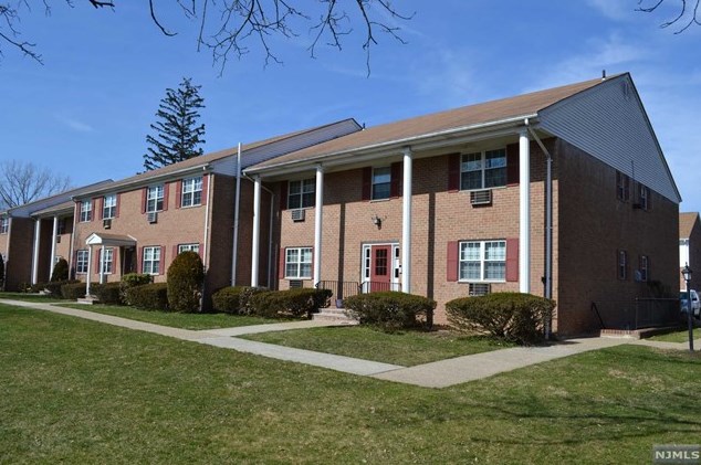 77 Berthoud St #77-d, Park Ridge, NJ 07656
