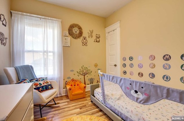 18 Bell St, Belleville NJ  07109-2731 exterior