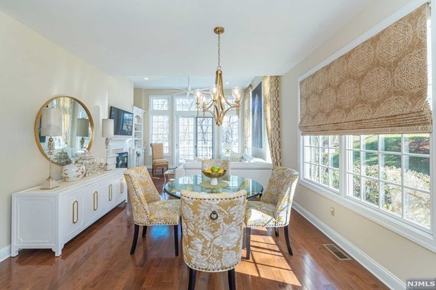 45 Schindler Way, Fairfield NJ  07004-2137 exterior