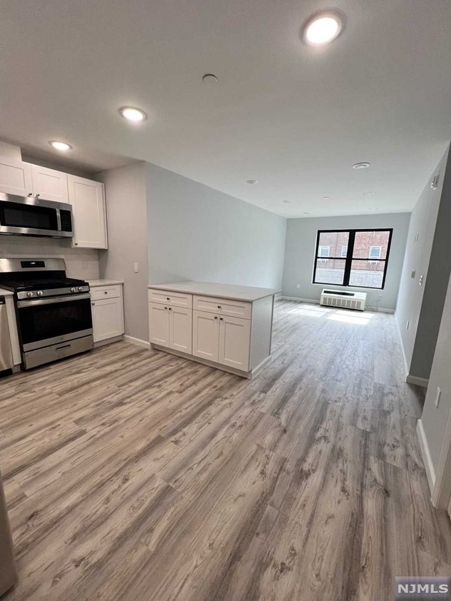 48 Spruce Ave #103, Ridgefield Park, NJ 07660