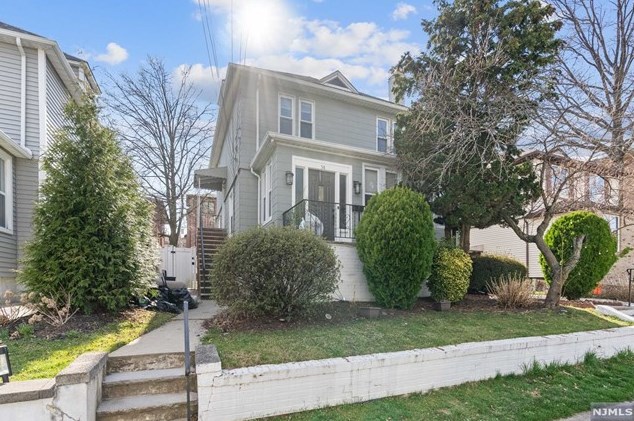 58 Lawton Ave #2, Cliffside Park, NJ 07010
