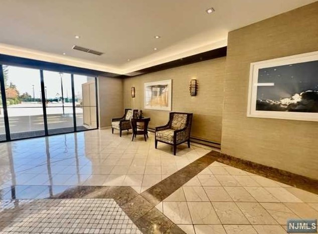 300 Winston Dr #1212, Cliffside Park, NJ 07010