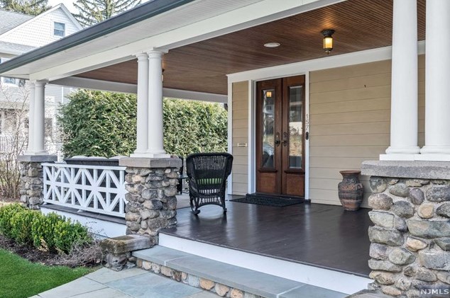 157 Melrose Pl, Ridgewood, NJ 07450