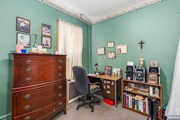 165 Devon St, Kearny NJ 07032-2423 exterior