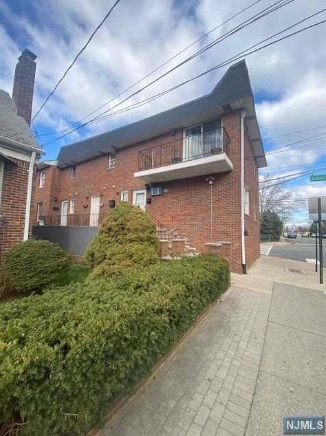 193 Ray St #1, Outwater, NJ 07026