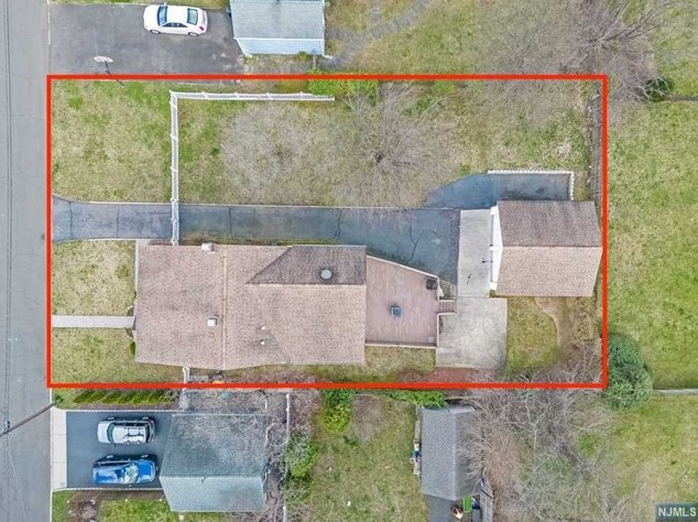 653 Princeton St, N Milford, NJ 07646