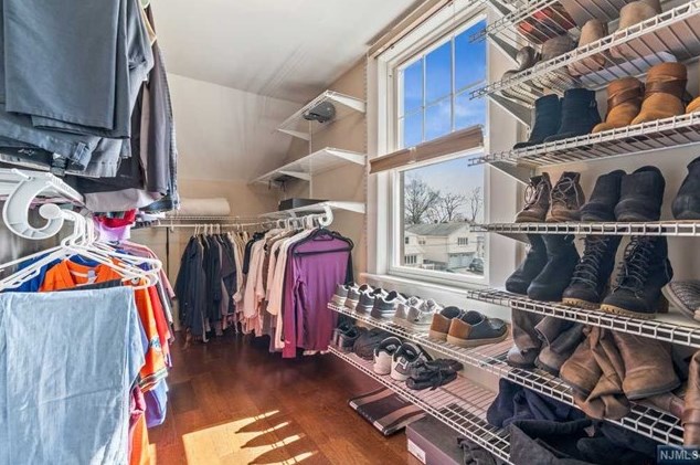 90 Elizabeth Ave, Elmwood Park NJ  07407-3021 exterior