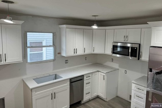 15 Dell Glen Ave #2, Lodi, NJ 07644