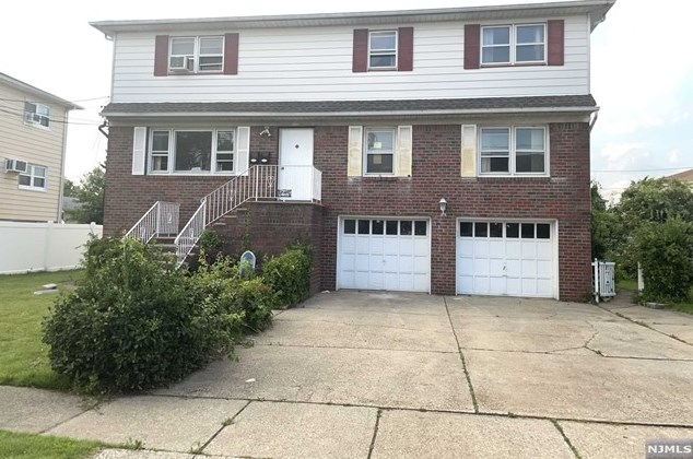 10 Millo Ct, Little Ferry, NJ 07643