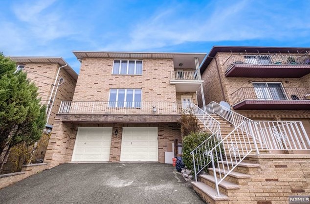 445 Jersey Ave, Fairview, NJ 07022