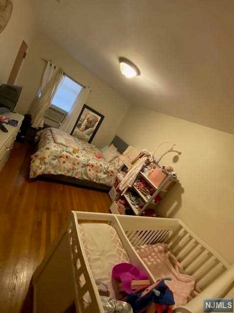 385 Mckinley St, Fairview, NJ 07022-1914