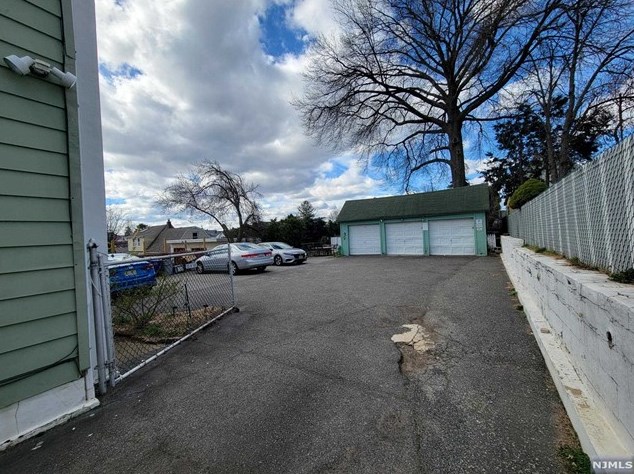 275 Palisade Ave #2, Outwater, NJ 07026