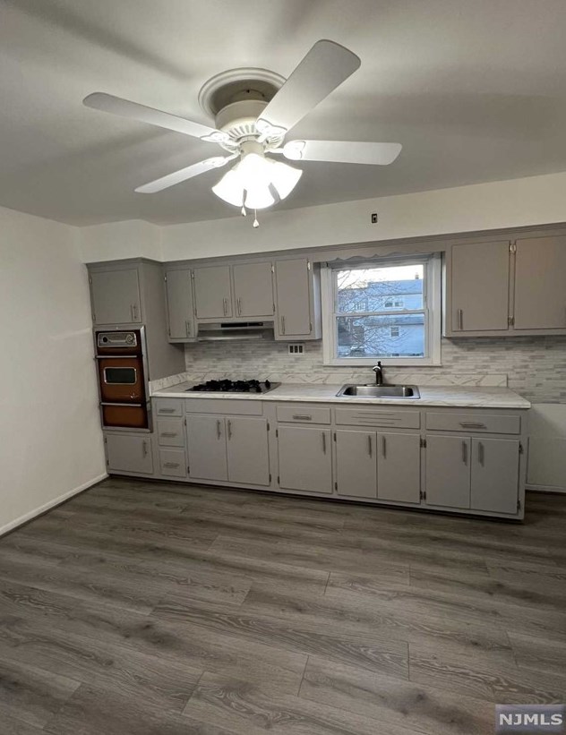 27 Bernice Pl, Lodi, NJ 07644